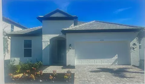 17233 Savory Mist Cir, Bradenton, FL 34211
