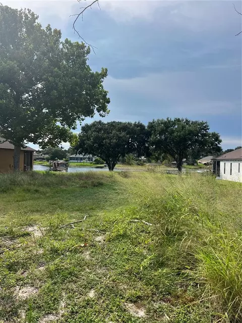 Lakeshore Drive, Clermont, FL 34711