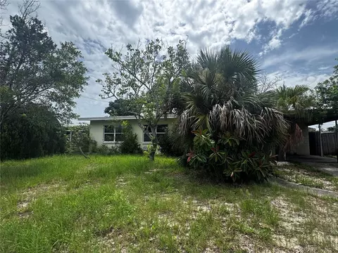 1060 Jackson St, Largo, FL 33770