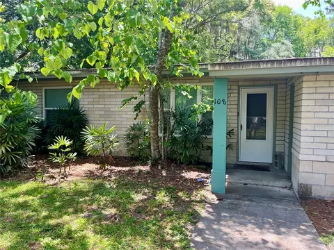 108 SW 26th St, Gainesville, FL 32607