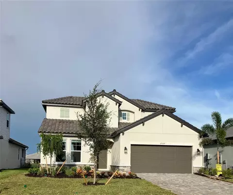 17320 Savory Mist Cir, Lakewood Ranch, FL 34211