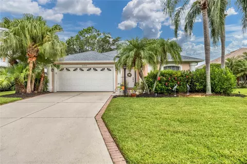 6650 Cheswick St, Sarasota, FL 34243
