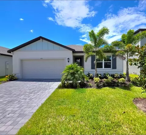 455 Sun Chaser Dr, Nokomis, FL 34275