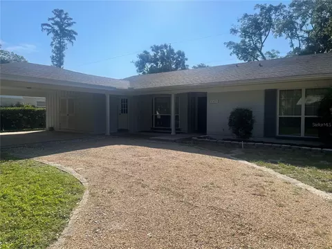 10409 Lake Carroll Way, Tampa, FL 33618