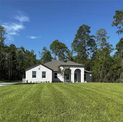 29 Village Center Dr, Homosassa, FL 34446