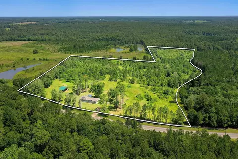 Undisclosed, Defuniak Springs, FL 32433