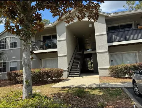 3705 SW 27th St #416, Gainesville, FL 32608