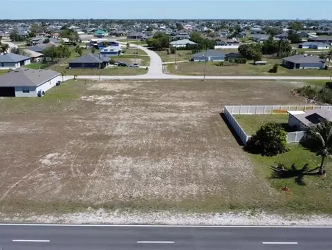 2829 Nelson Rd N, Cape Coral, FL 33993