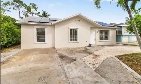 5309 Warren St, Naples, FL 34113