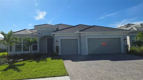 7326 Blue Salvia Dr, North Fort Myers, FL 33917