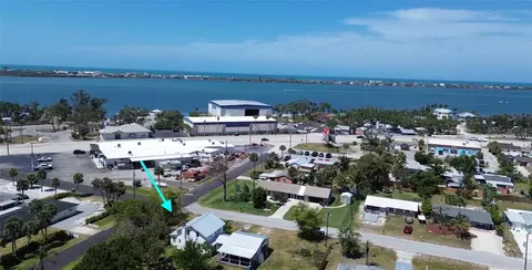 899 S Broadway, Englewood, FL 34223