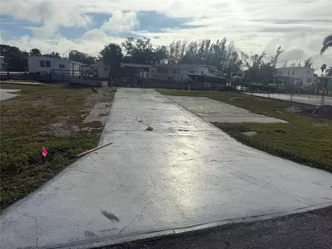 157 Serpentine Dr, Venice, FL 34285