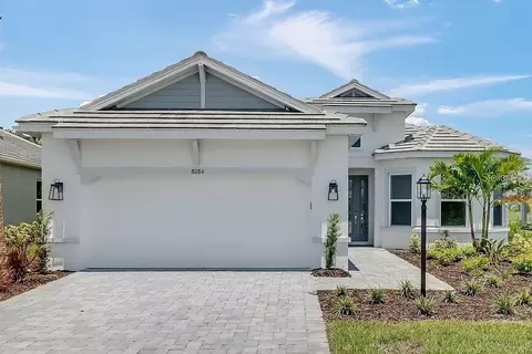 8084 Moonbeam Ave, Sarasota, FL 34241