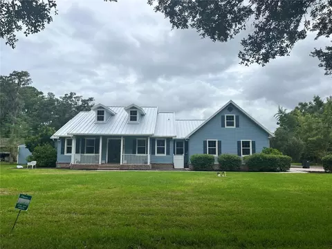 921 Lake Charles Cir, Lutz, FL 33548