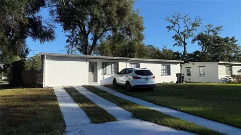 2002 E Broad St, Tampa, FL 33610