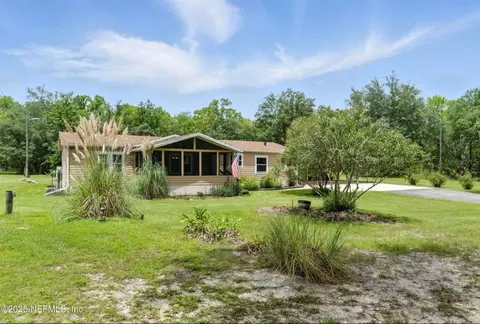 Undisclosed, Interlachen, FL 32148