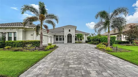16609 Berwick Ter, Lakewood Ranch, FL 34202