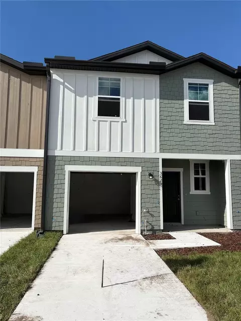 3629 Spire Dr, Davenport, FL 33837