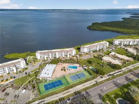 4800 Gulf Of Mexico Dr #PH3, Longboat Key, FL 34228
