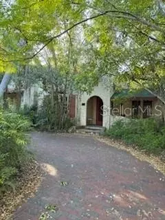 1736 Hawthorne St, Sarasota, FL 34239