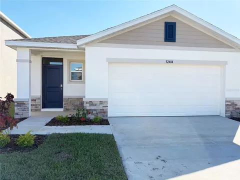 32484 Weathered Oak Dr, Wesley Chapel, FL 33543