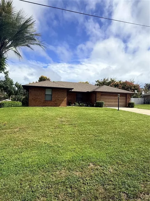 1897 Fortune Ct, Deltona, FL 32725