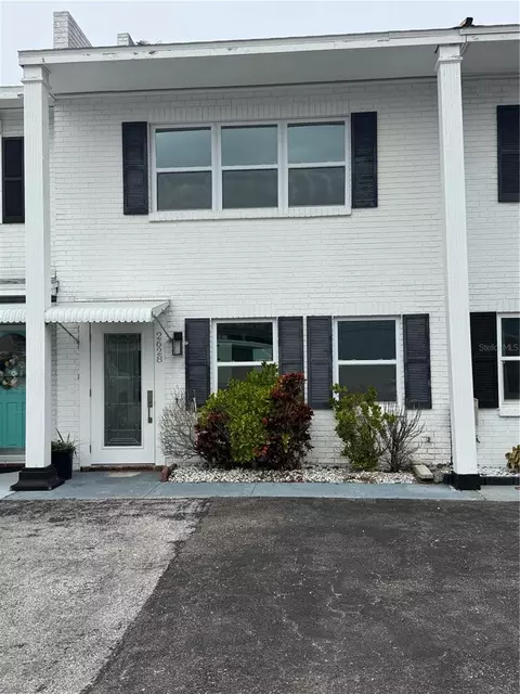 2628 St Josephs Dr W, Dunedin, FL 34698