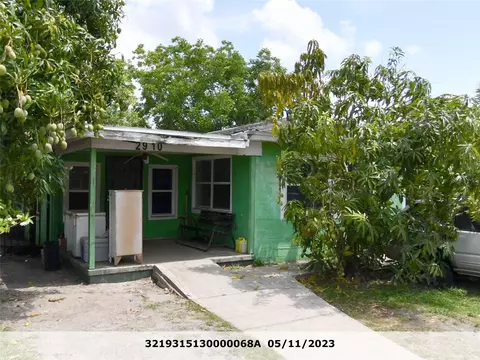 2910 Midway Ave, Sanford, FL 32771