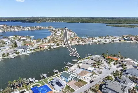17082 Dolphin Dr, North Redington Beach, FL 33708