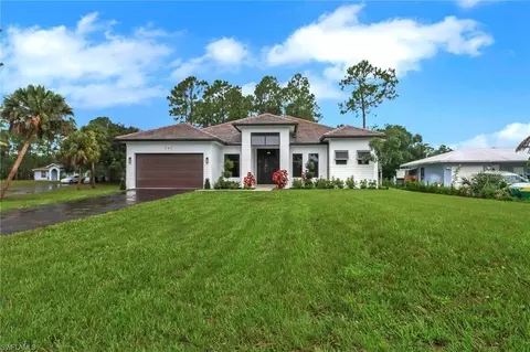 797 22nd St SE, Naples, FL 34117