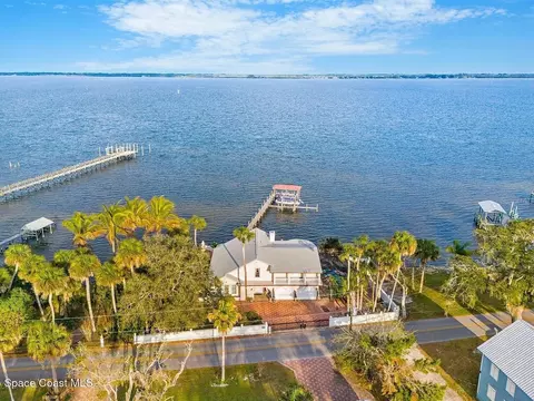 4270 Indian River Dr, Cocoa, FL 32927