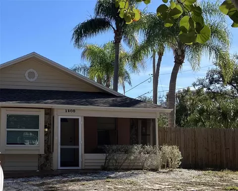 1300 14th St, Palm Harbor, FL 34683