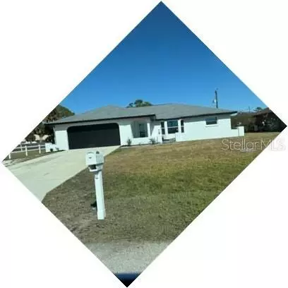 1430 Crest Dr, Englewood, FL 34223