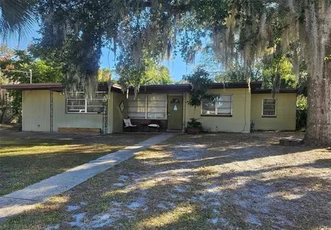 1016 Perkins St, Leesburg, FL 34748