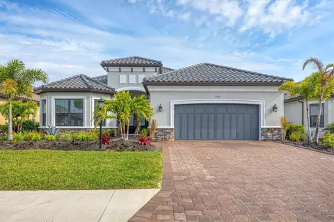15515 Derna Ter, Bradenton, FL 34211