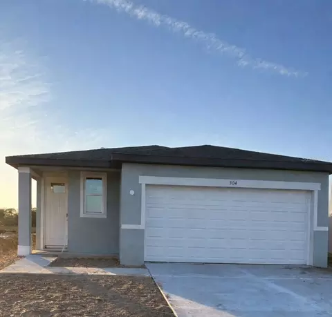 304 Lazy Shore Dr, Nokomis, FL 34275