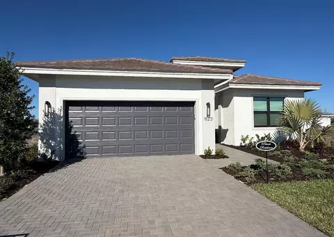 18231 Morgan Dr, Bradenton, FL 34211