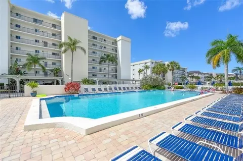 757 Beach Rd #300, Sarasota, FL 34242