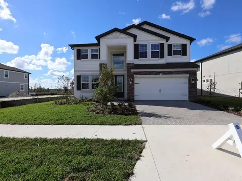 5677 Maydale Ave, Wesley Chapel, FL 33545