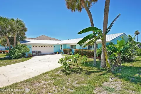 247 Antigua Dr, Cocoa Beach, FL 32931