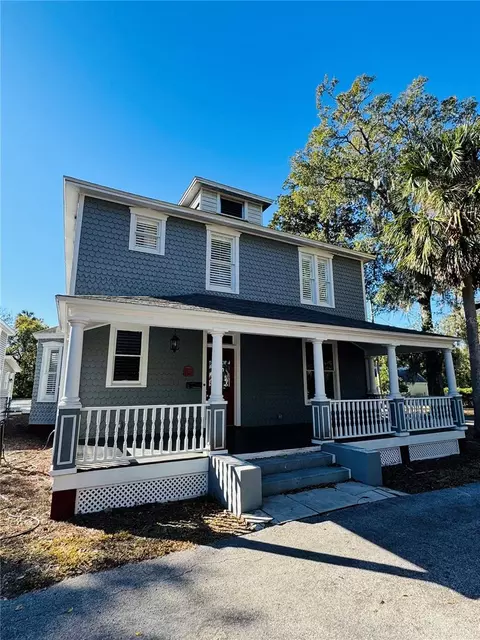 220 W Minnesota Ave, Deland, FL 32720