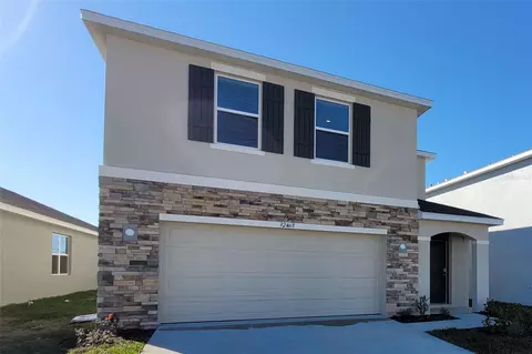 32468 Weathered Oak Dr, Wesley Chapel, FL 33543