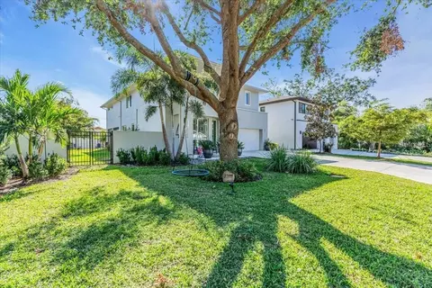 2586 Prospect St, Sarasota, FL 34239
