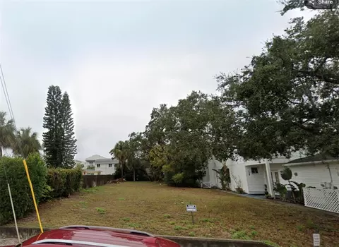 438 Grant St, Dunedin, FL 34698