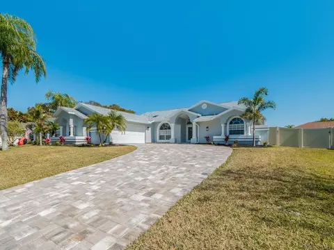 2825 Resnik Cir E, Palm Harbor, FL 34683