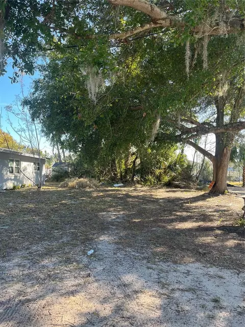 515 W Herriott Ave, Oakland, FL 34760