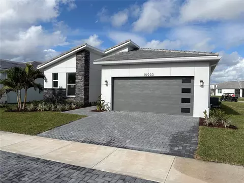 10033 SW Carnelian St, Port Saint Lucie, FL 34987