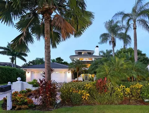1395 Harbor Dr, Sarasota, FL 34239