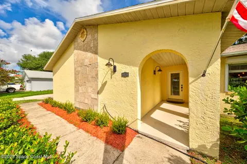 4610 Dunsford Rd, Titusville, FL 32796