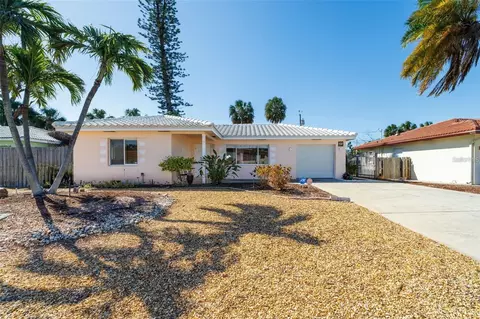 88 45th Ave, Saint Pete Beach, FL 33706